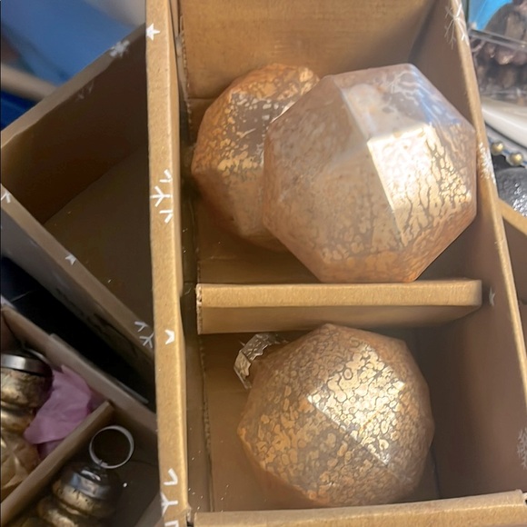 4- gold dipped mercury octagon  shaped glass ornaments: 3.5 inches - Picture 2 of 5